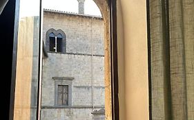 All'Ombra Del Museo